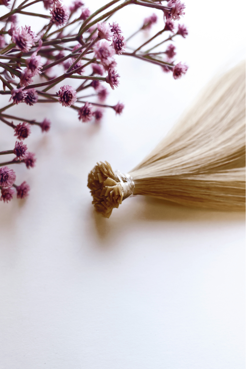 Славянские волосы на микрокапсулах 65 см №83 — бежево-золотистый блондин